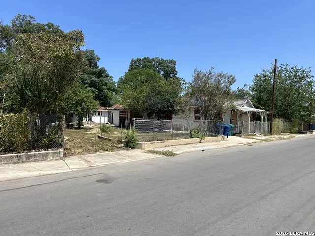 211 Mercedes San Antonio, TX 78207