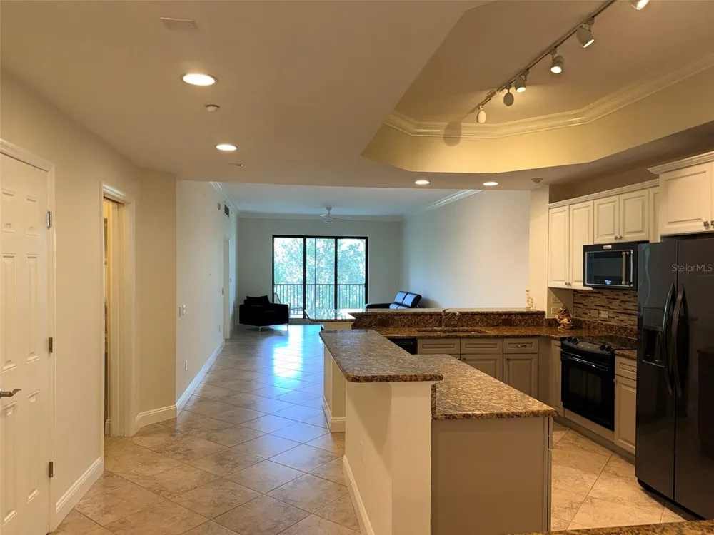 7702 LAKE VISTA COURT #303 Lakewood Ranch, FL 34202