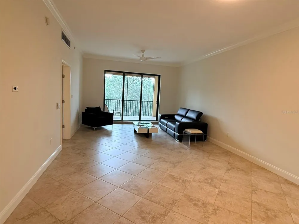 7702 LAKE VISTA COURT #303 Lakewood Ranch, FL 34202