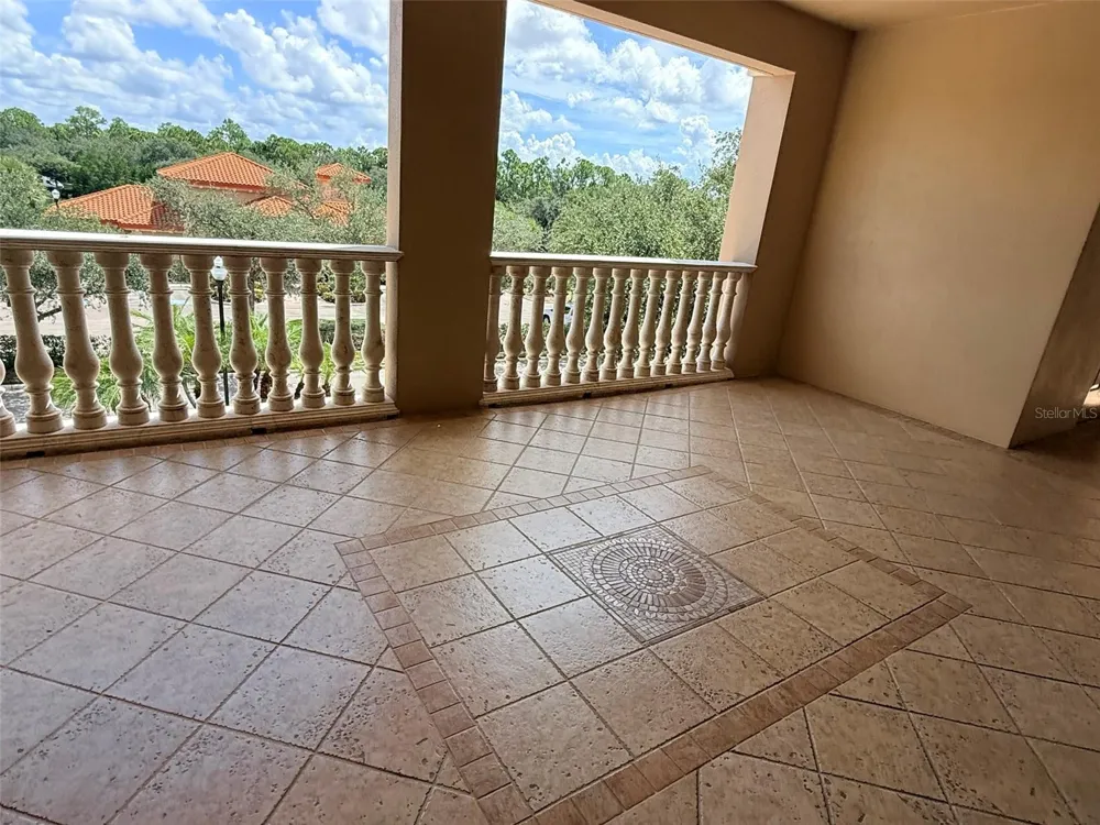 7702 LAKE VISTA COURT #303 Lakewood Ranch, FL 34202