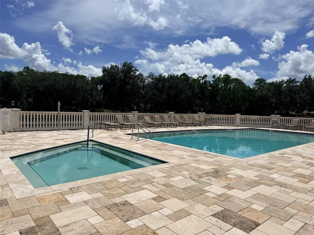 7702 LAKE VISTA COURT #303 Lakewood Ranch, FL 34202