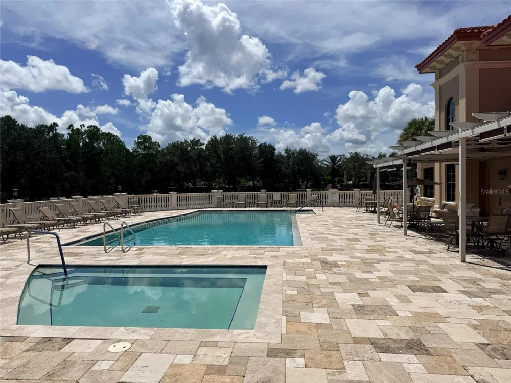 7702 LAKE VISTA COURT #303 Lakewood Ranch, FL 34202