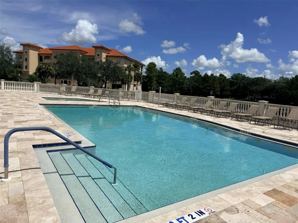 7702 LAKE VISTA COURT #303 Lakewood Ranch, FL 34202