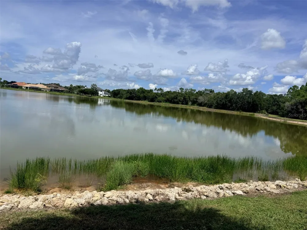7702 LAKE VISTA COURT #303 Lakewood Ranch, FL 34202