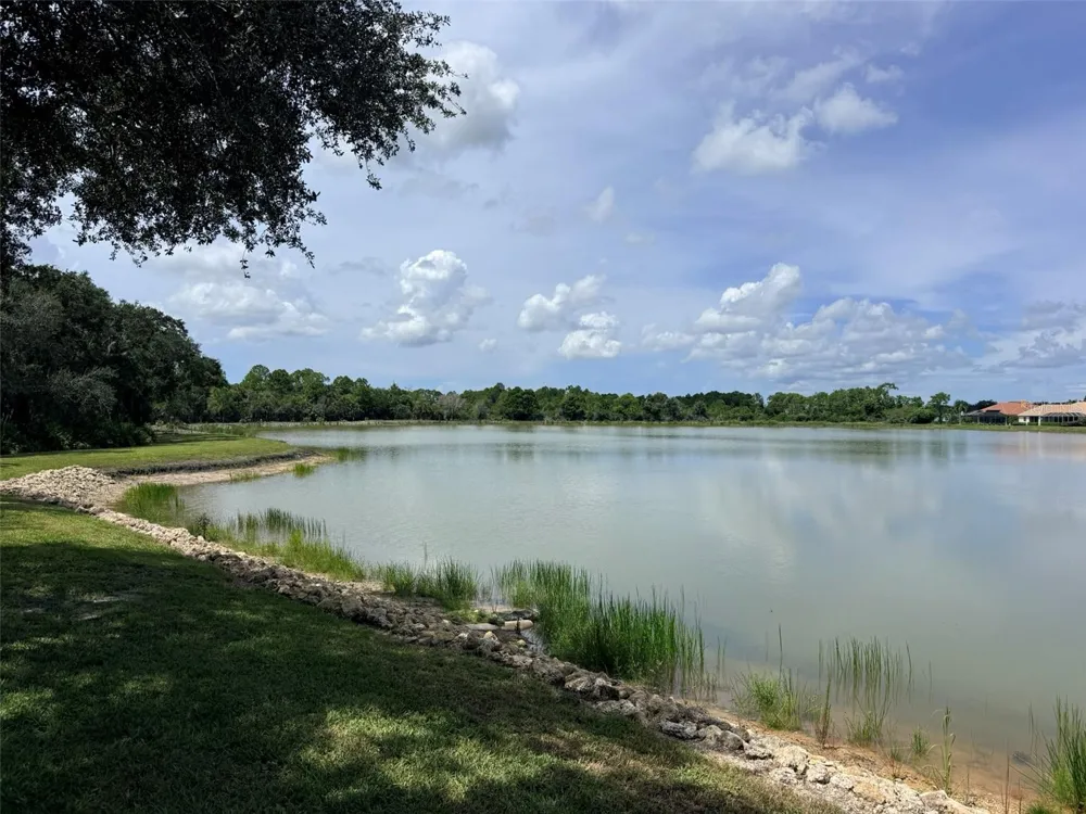 7702 LAKE VISTA COURT #303 Lakewood Ranch, FL 34202