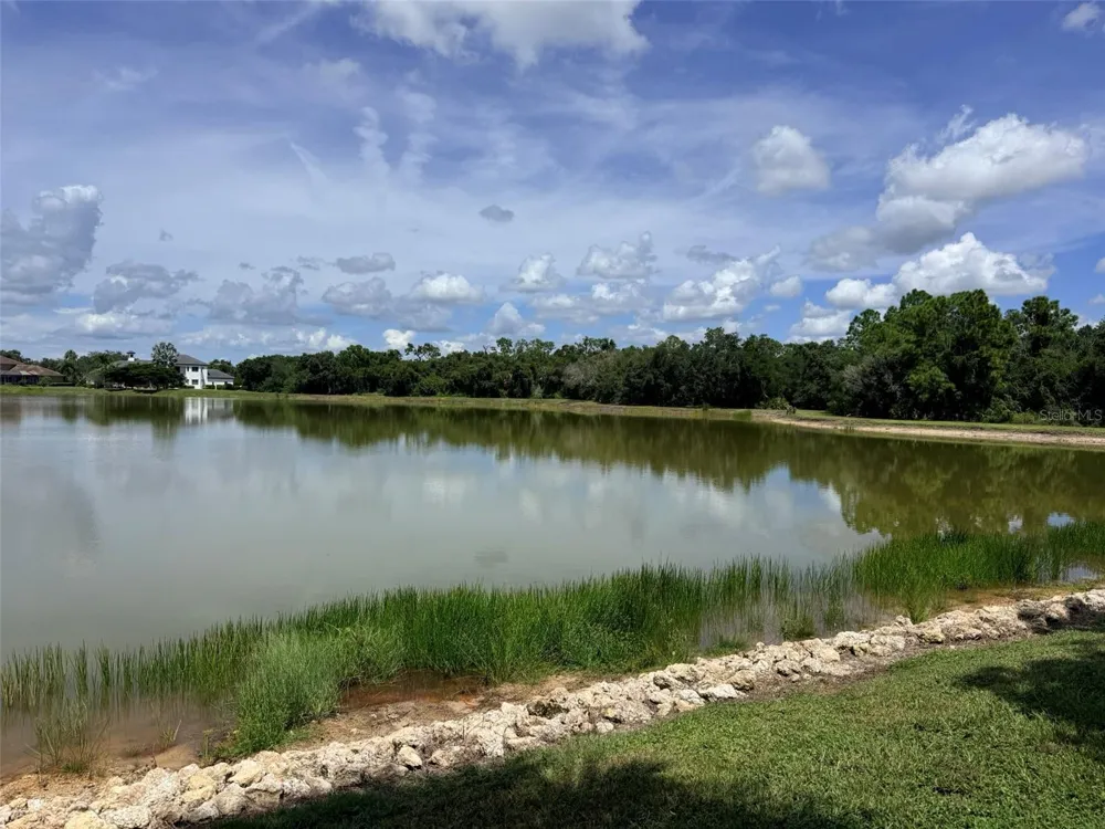 7702 LAKE VISTA COURT #303 Lakewood Ranch, FL 34202
