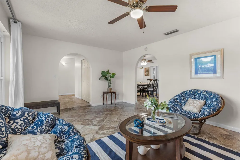 404 21st Street SE Vero Beach, FL 32962