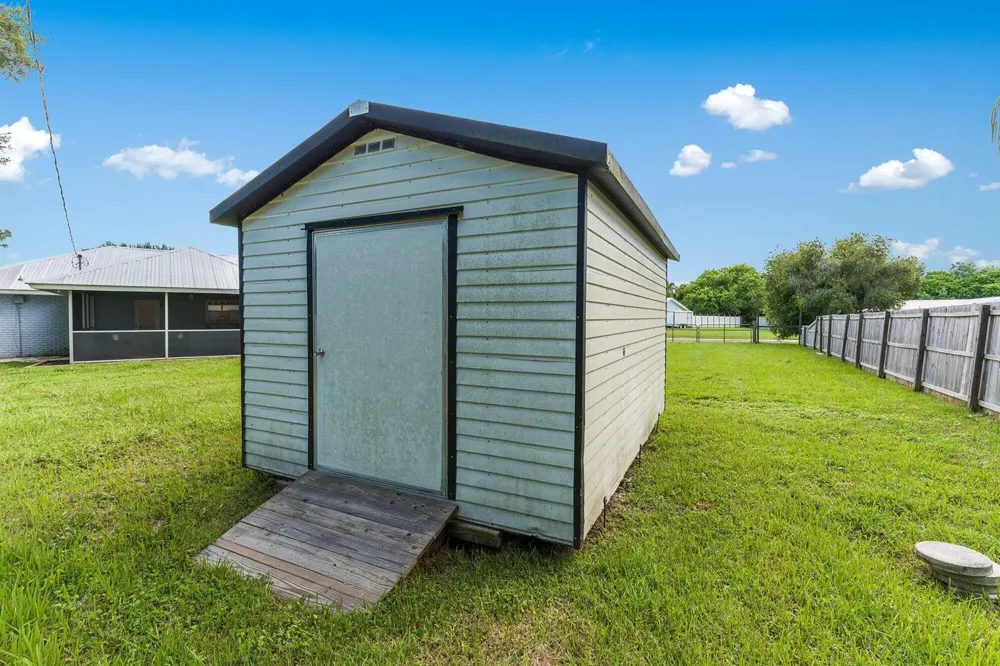 404 21st Street SE Vero Beach, FL 32962