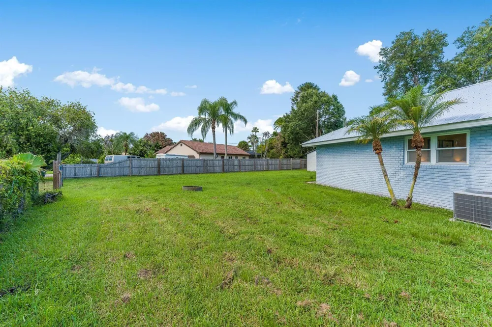 404 21st Street SE Vero Beach, FL 32962