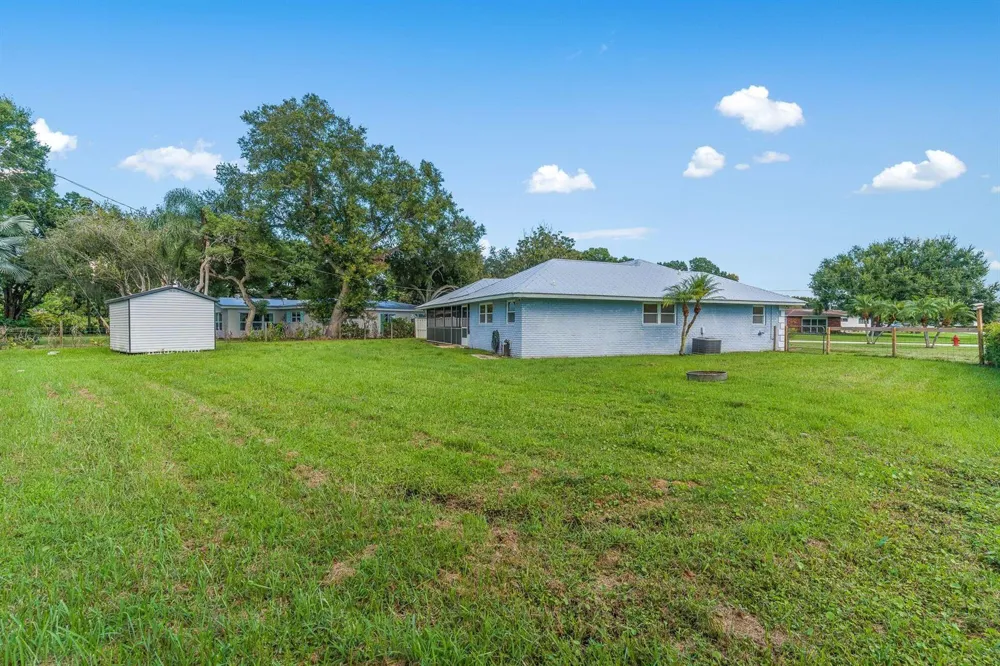 404 21st Street SE Vero Beach, FL 32962