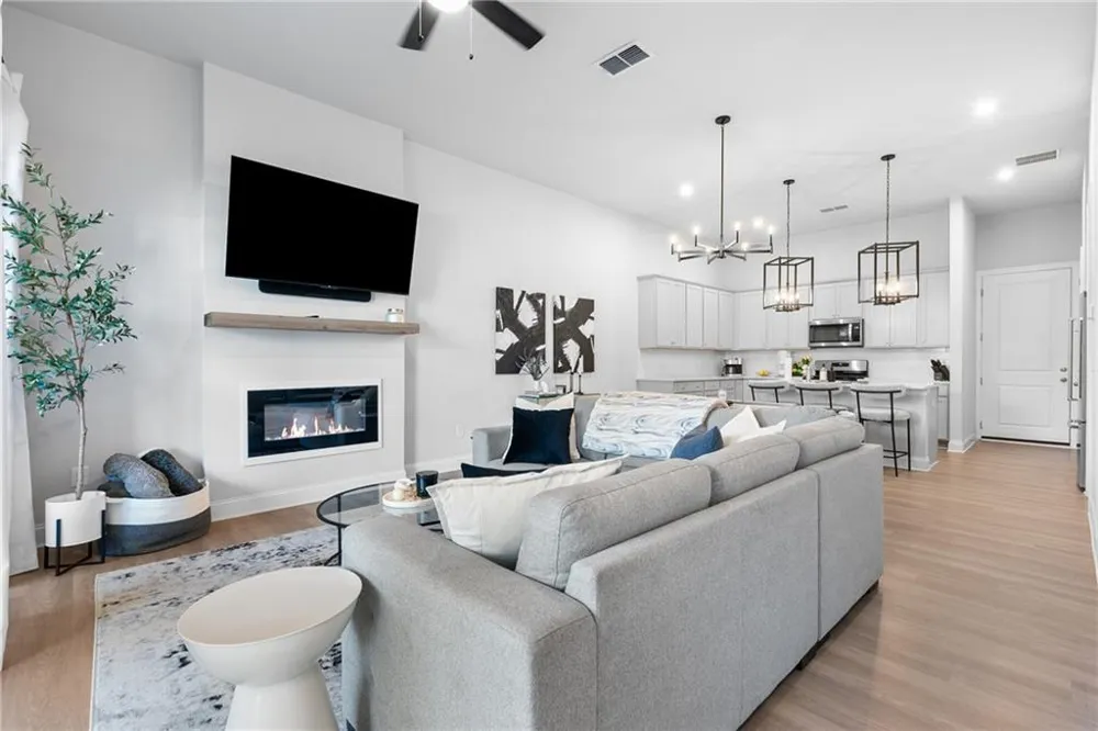 777 STICKLEY OAK WAY Woodstock, GA 30189