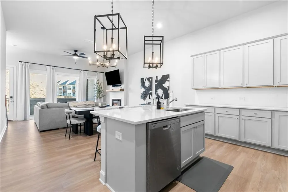 777 STICKLEY OAK WAY Woodstock, GA 30189