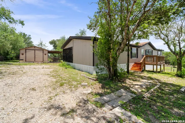 176 County Road 5633 Castroville, TX 78009