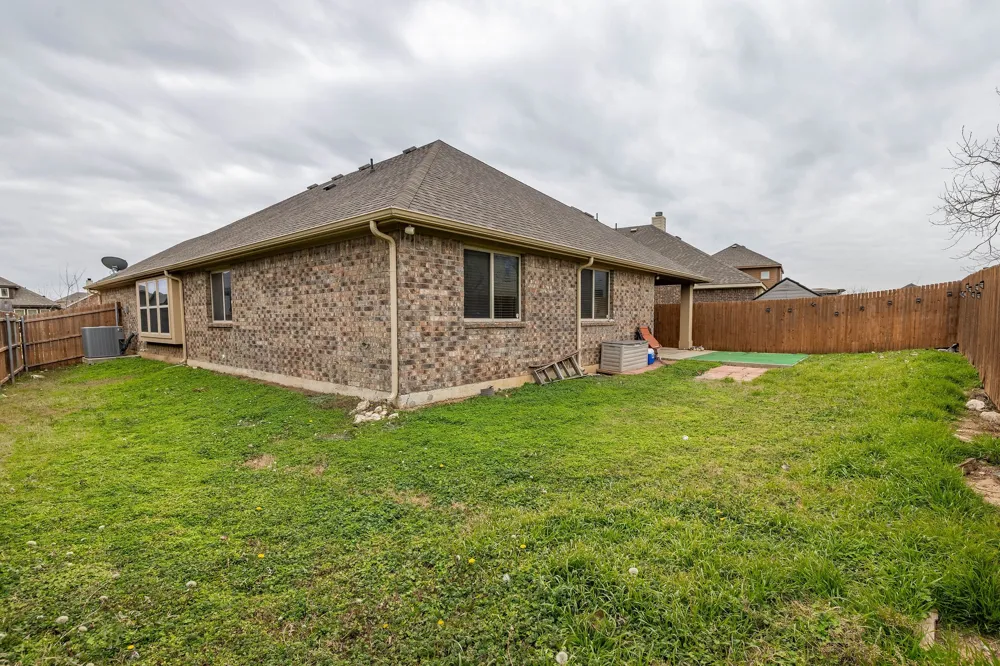 4228 Sweet Clover Lane Fort Worth, TX 76036