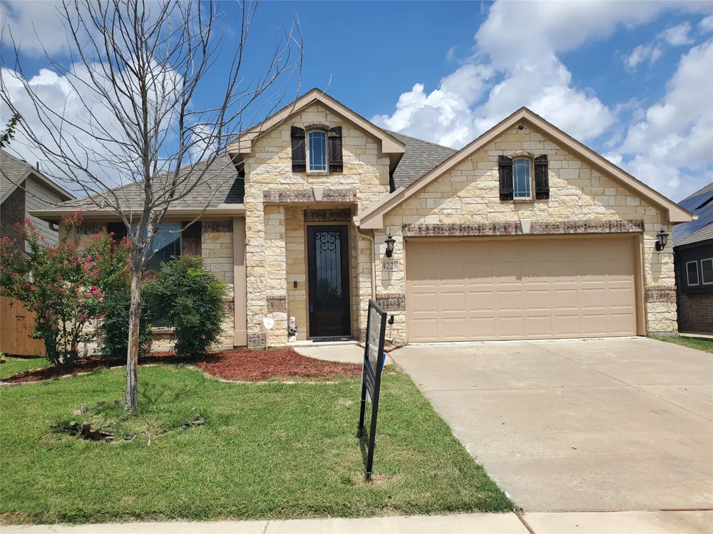 4228 Sweet Clover Lane Fort Worth, TX 76036