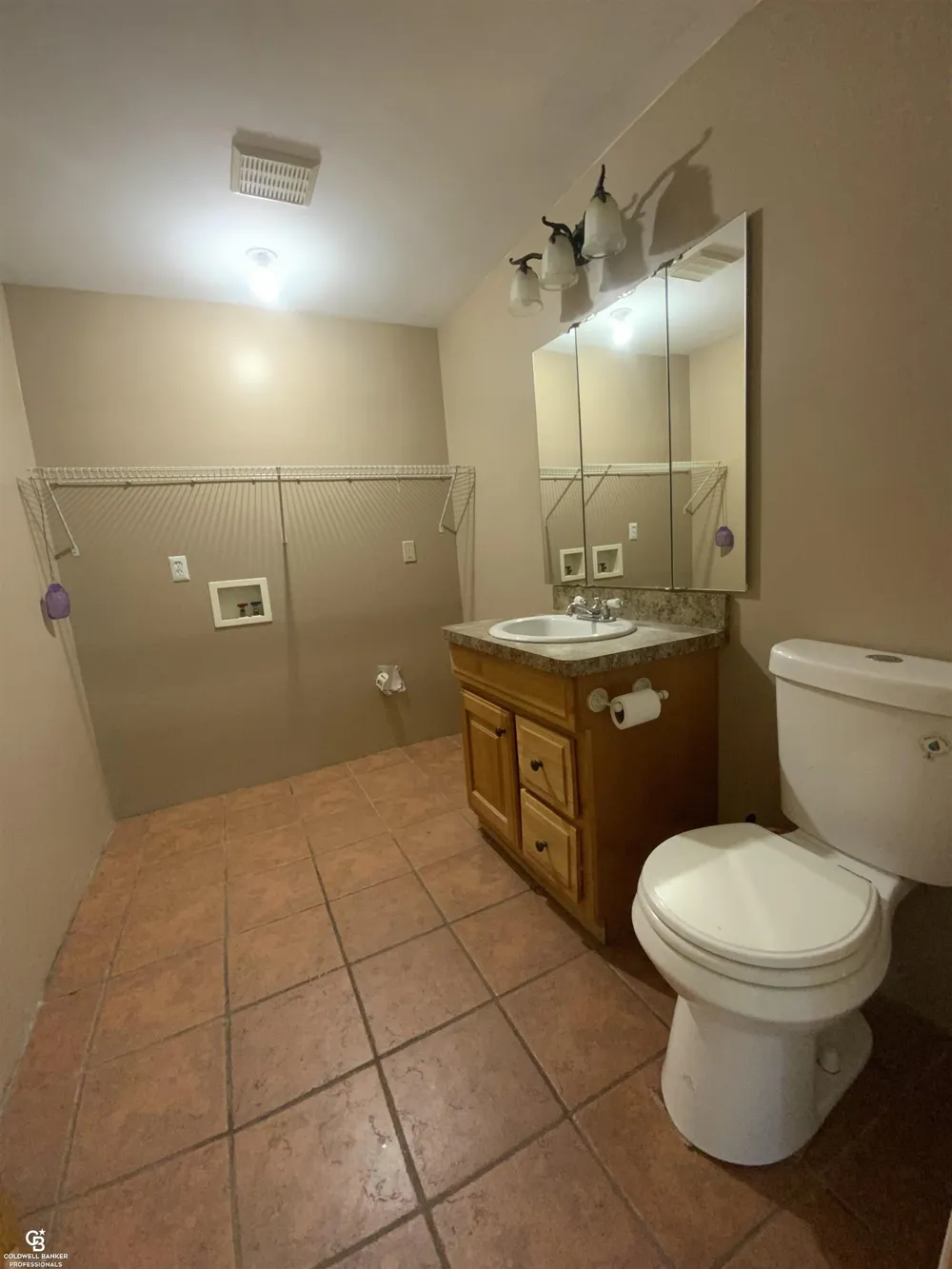 104 North Street Yale City, MI 48097