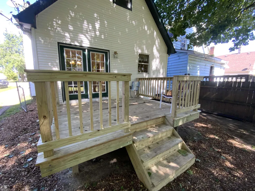 104 North Street Yale City, MI 48097