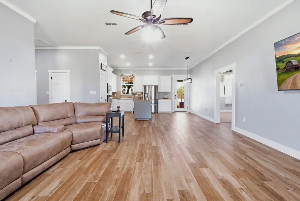 5480 New Hope Road Aubrey, TX 76227
