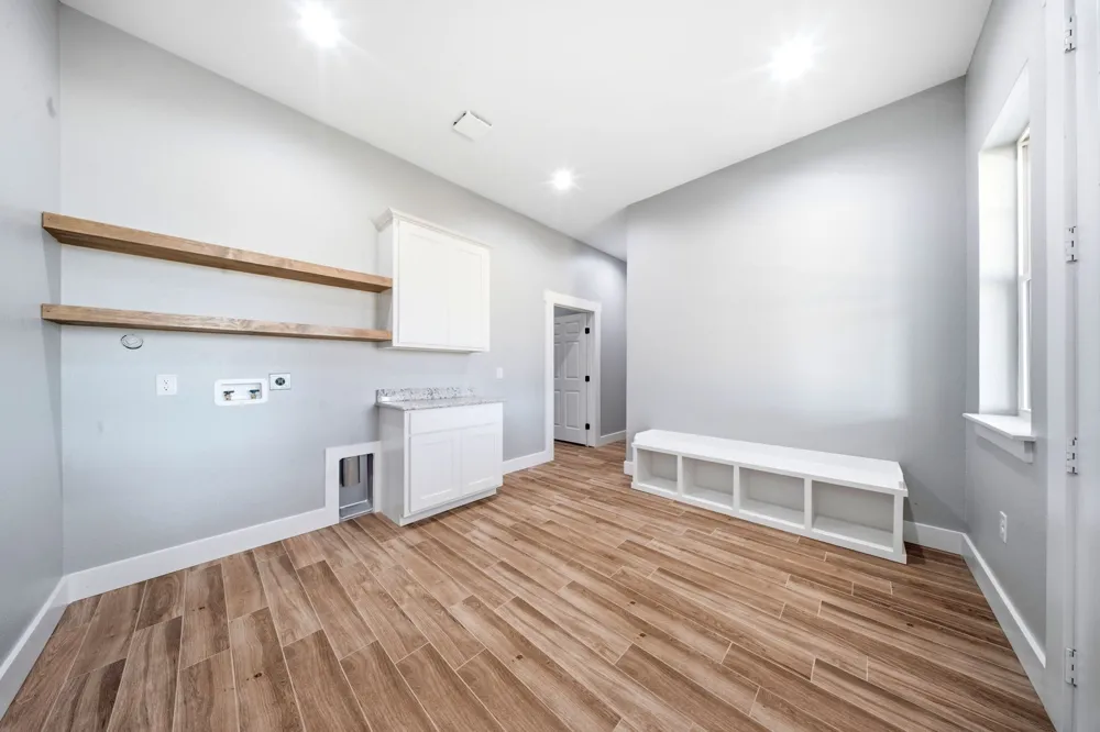 5480 New Hope Road Aubrey, TX 76227