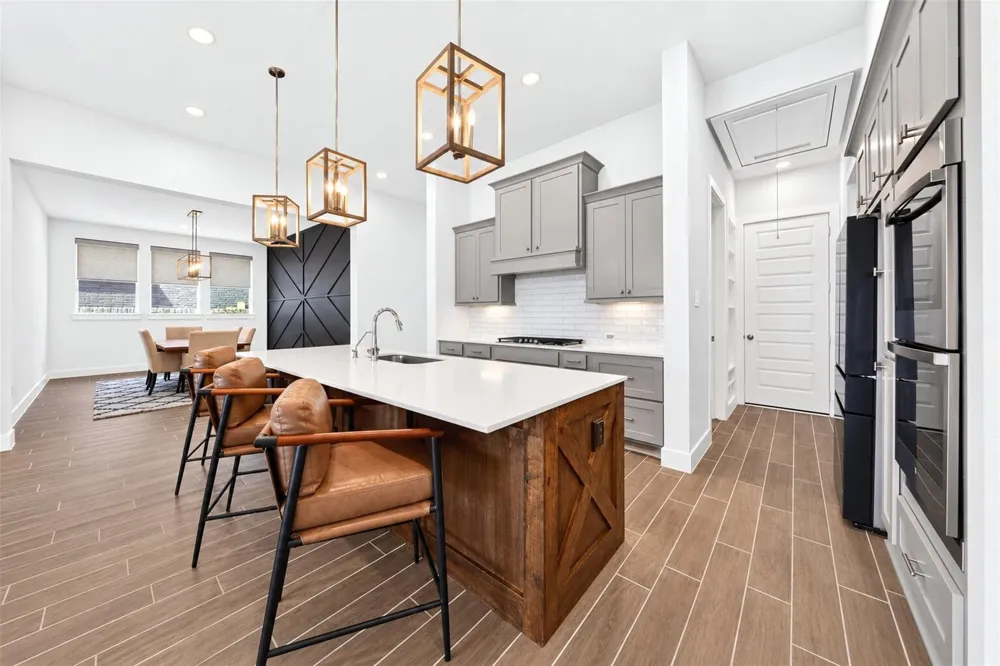 221 Lakehouse Landing Drive Katy, TX 77493