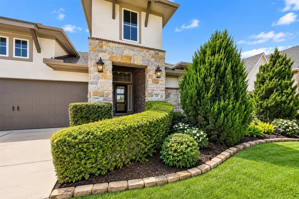 221 Lakehouse Landing Drive Katy, TX 77493