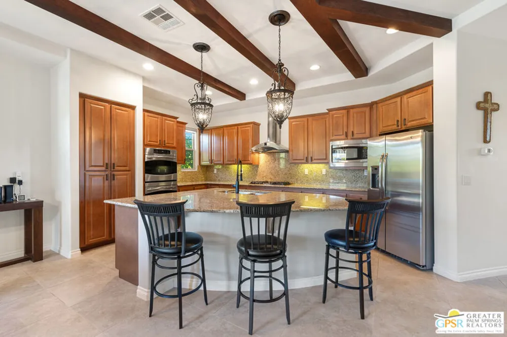1586 Sienna Court Palm Springs, CA 92262
