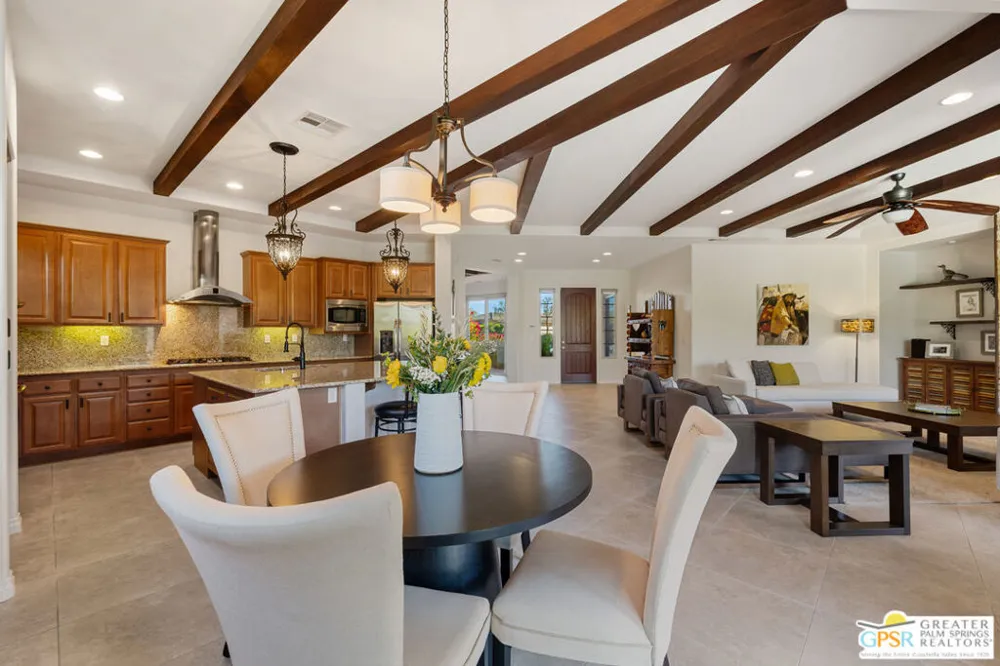 1586 Sienna Court Palm Springs, CA 92262