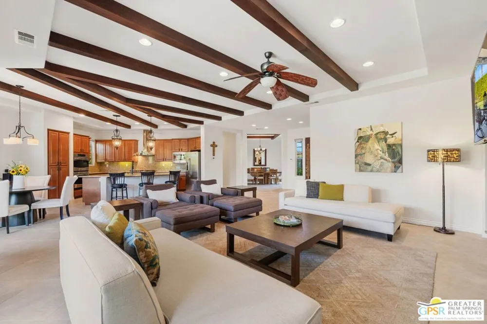 1586 Sienna Court Palm Springs, CA 92262