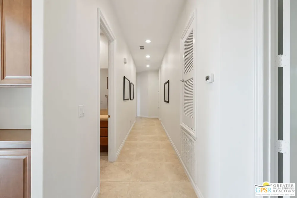 1586 Sienna Court Palm Springs, CA 92262