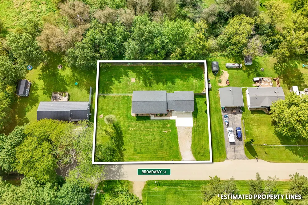 109 Boadway Street Spring Arbor, MI 49283