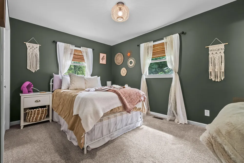 109 Boadway Street Spring Arbor, MI 49283