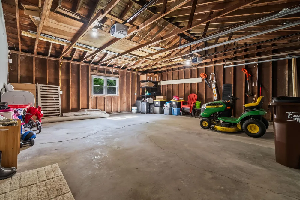 109 Boadway Street Spring Arbor, MI 49283