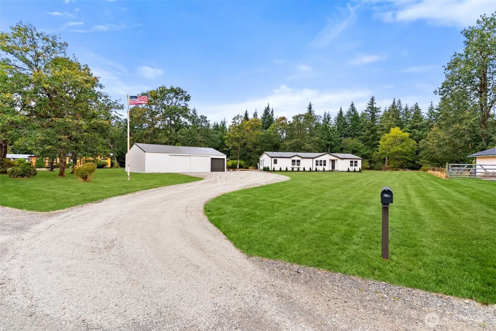 8210 Riffe Lane SW Rochester, WA 98579