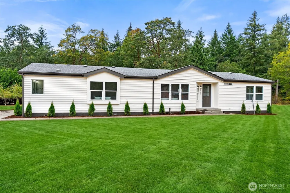 8210 Riffe Lane SW Rochester, WA 98579