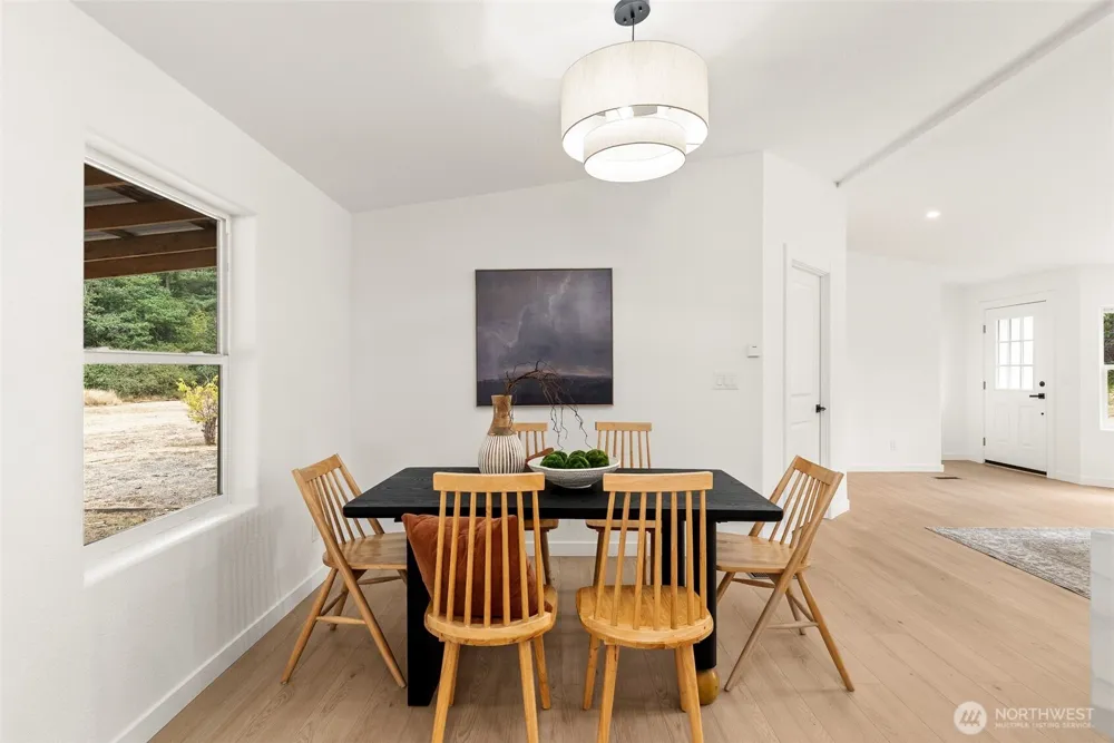 8210 Riffe Lane SW Rochester, WA 98579