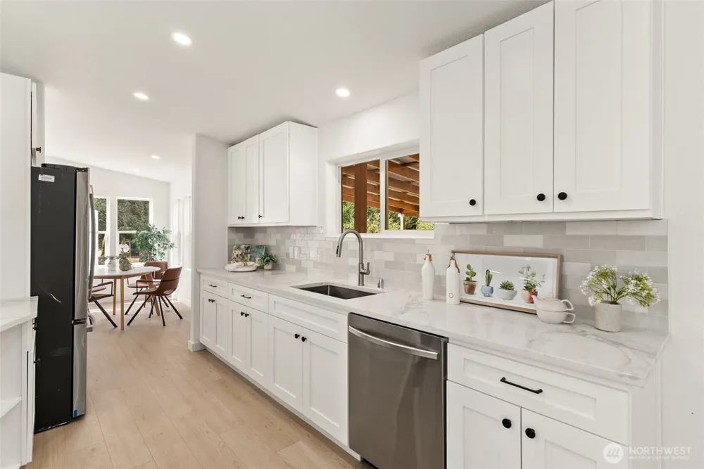8210 Riffe Lane SW Rochester, WA 98579