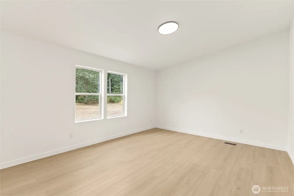 8210 Riffe Lane SW Rochester, WA 98579
