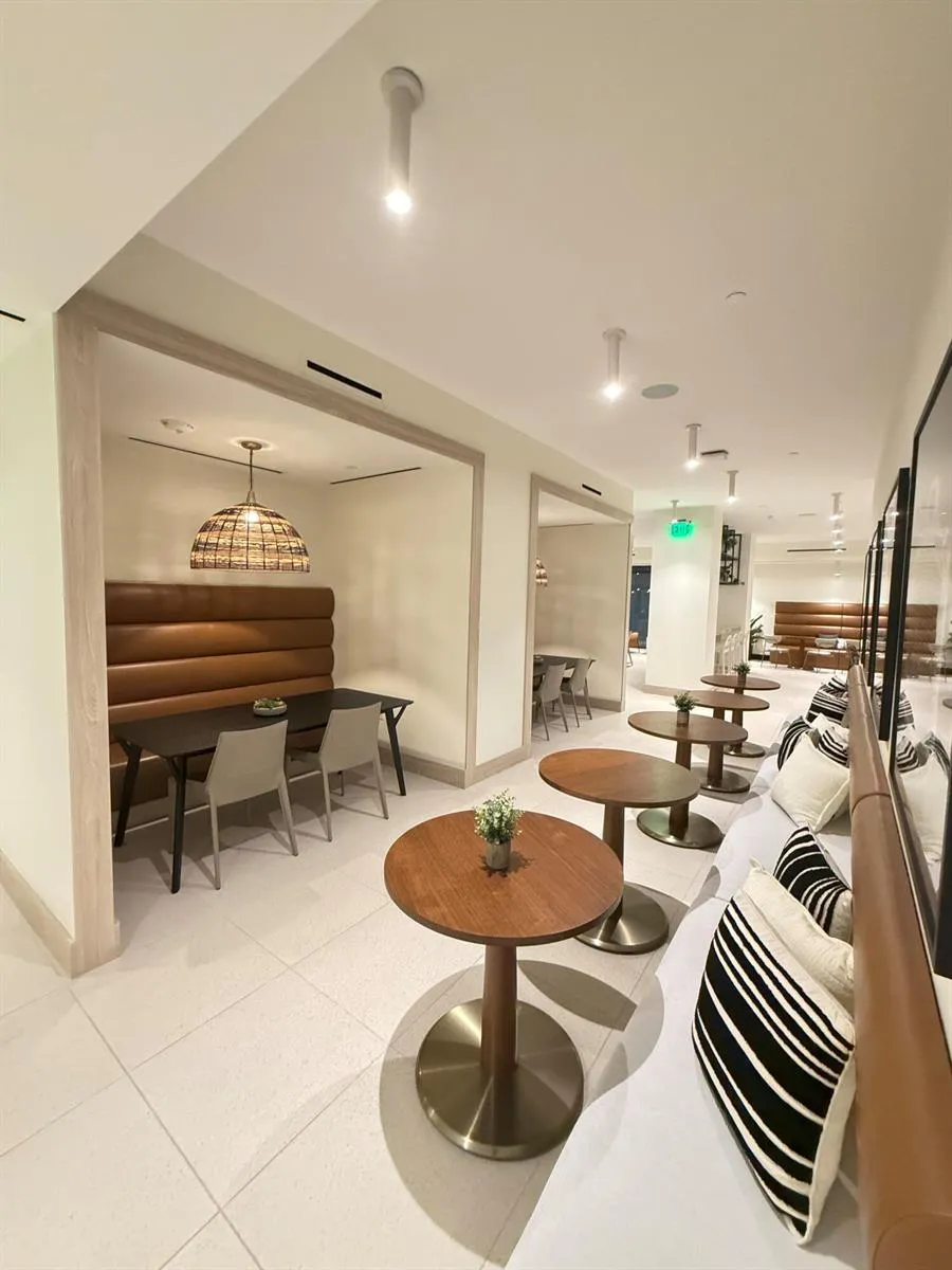 225 MIAMI AVENUE #2207 Miami, FL 33128