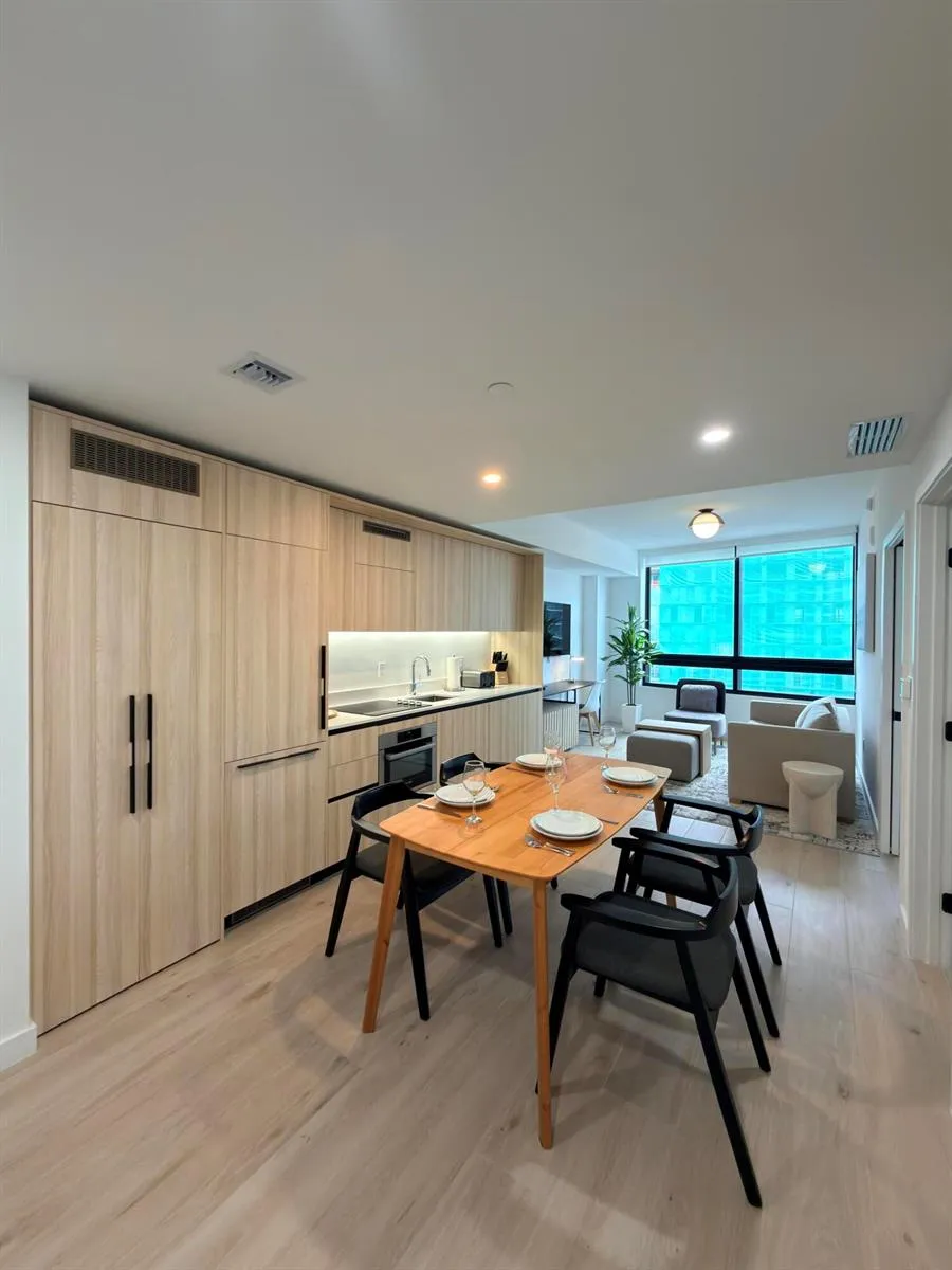 225 MIAMI AVENUE #2207 Miami, FL 33128