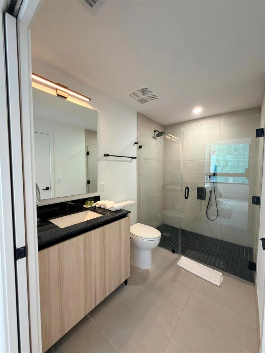 225 MIAMI AVENUE #2207 Miami, FL 33128