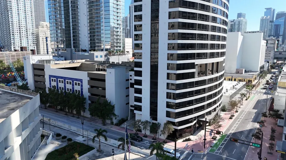 225 MIAMI AVENUE #2207 Miami, FL 33128
