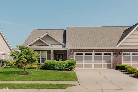 4142 Cairo Way