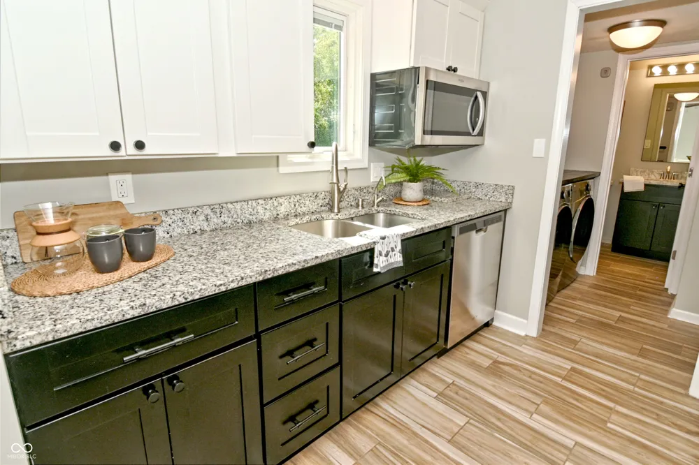 2505 Spring Hill Court Indianapolis, IN 46268