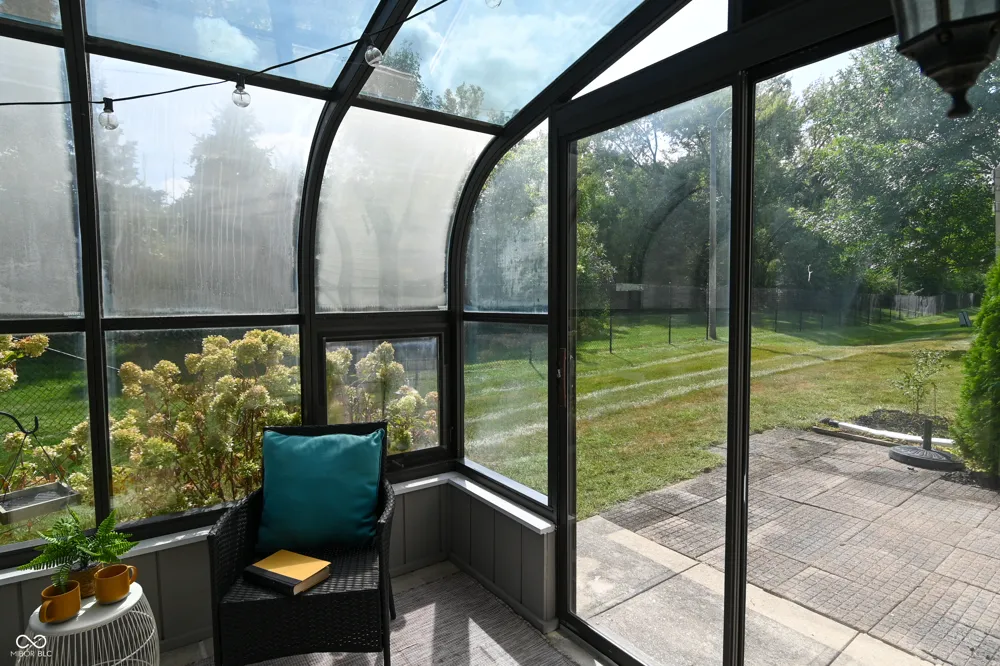 2505 Spring Hill Court Indianapolis, IN 46268