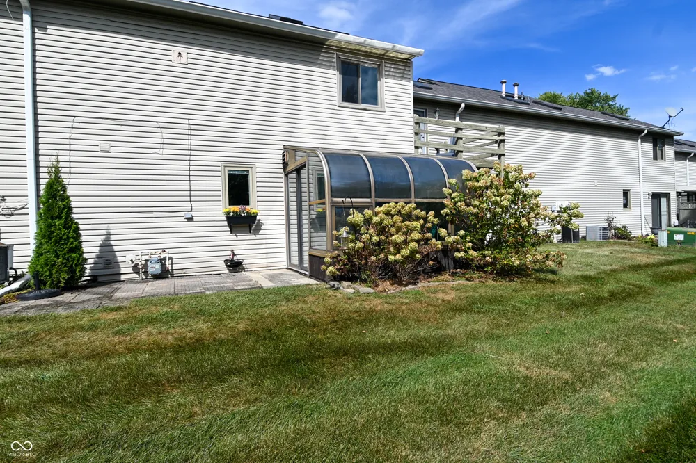 2505 Spring Hill Court Indianapolis, IN 46268