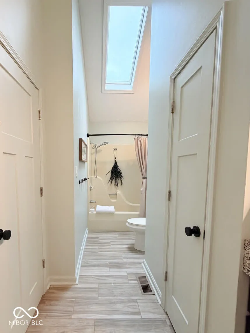 2505 Spring Hill Court Indianapolis, IN 46268