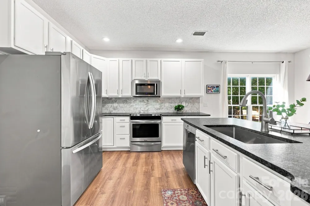 16215 Hollingbourne Road Huntersville, NC 28078