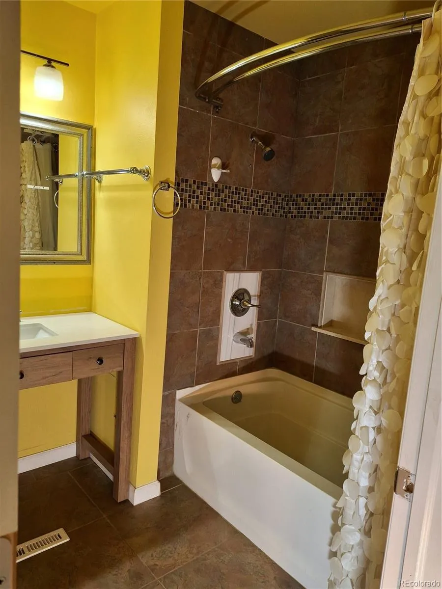 12553 E Cornell Circle Aurora, CO 80014