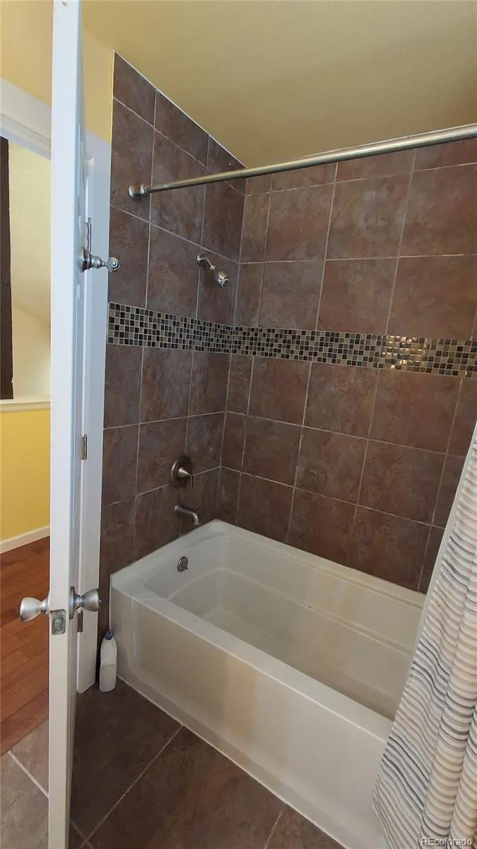 12553 E Cornell Circle Aurora, CO 80014