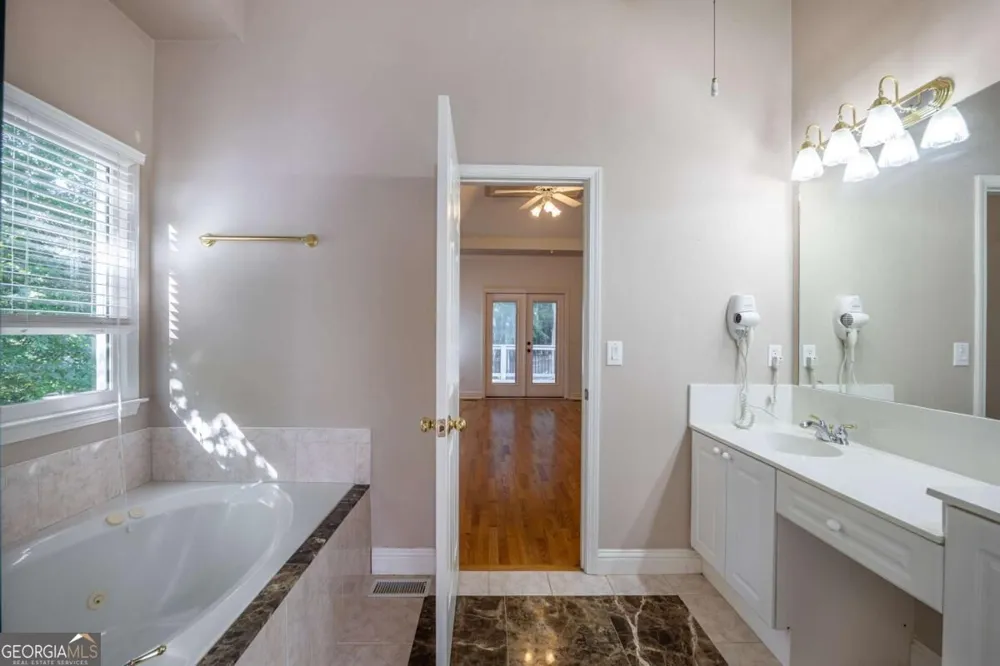 2059 Woodside Park DR Woodstock, GA 30188